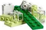 Lego Classic: Creative Suitcase - Image 7