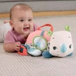 Fisher Price Βρεφικό Παιχνίδι από Ύφασμα με Ήχους - Image 3